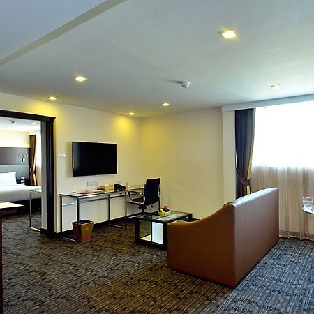 White Orchid Hotel Бангкок Екстер'єр фото