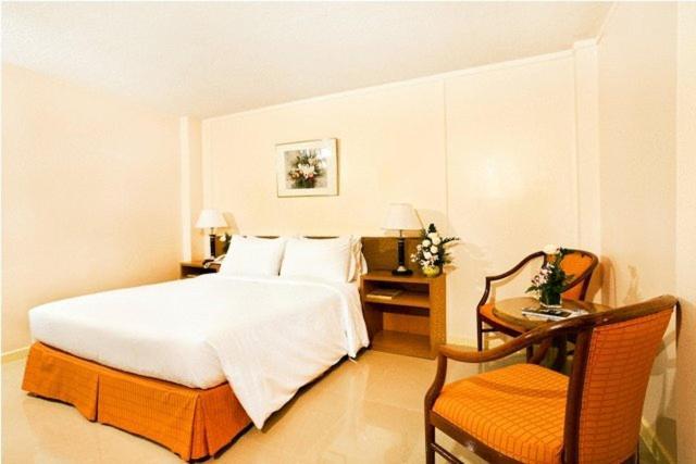 White Orchid Hotel Бангкок Екстер'єр фото