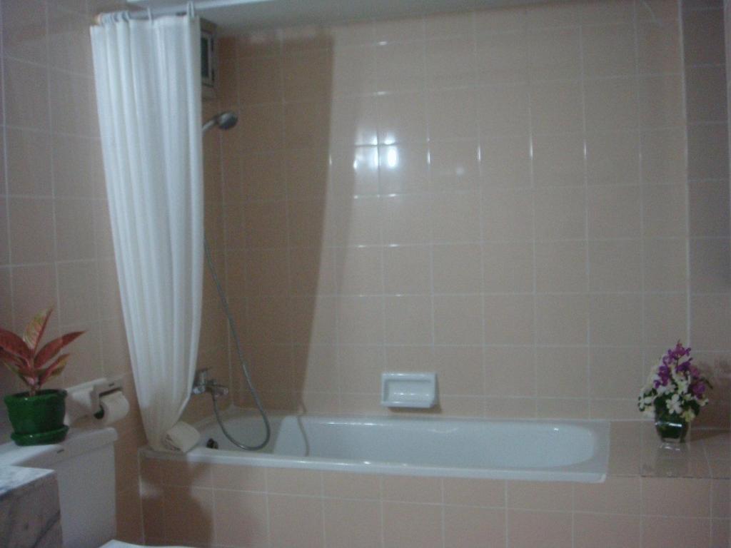 White Orchid Hotel Бангкок Екстер'єр фото